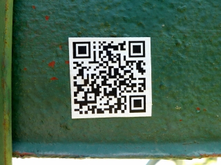 Mysterious QR code. Seemed "logical", at first!!!