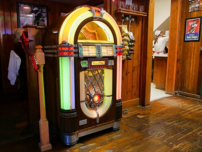 A blast from the past, an old Wurlitzer jukebox at Rosalie’s.