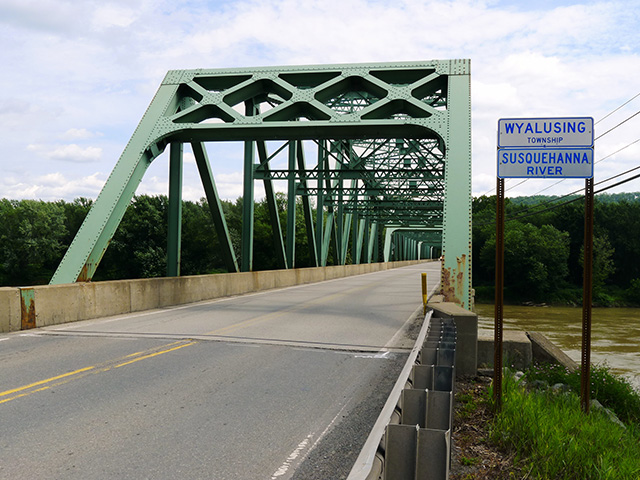 This bridge spans the Susquehanna River.